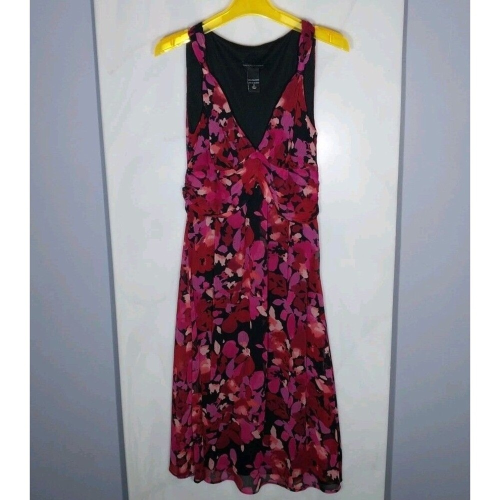 New York & Co Floral Chiffon Dress Sz 2 XS Fit Sleeveless V Neck Ruched Midi